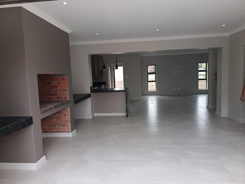 3 Bedroom Property for Sale in Hartenbos Central Western Cape